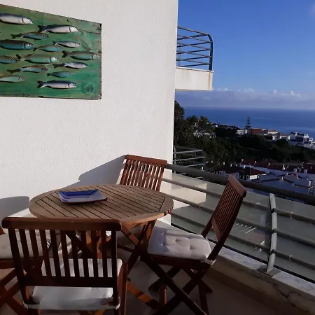 Apartment To Sea *